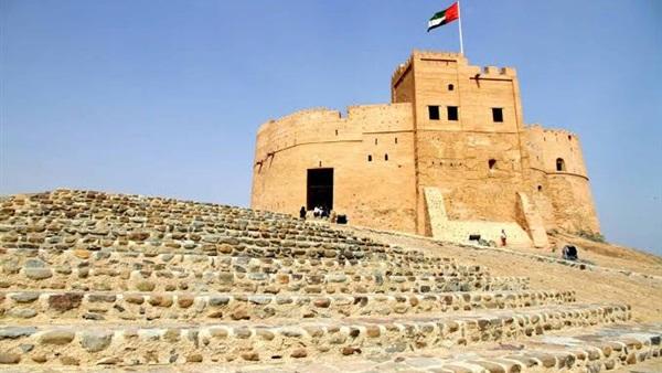 الإمارات تواصل ترميم 3 مواقع أثرية في الفجيرة