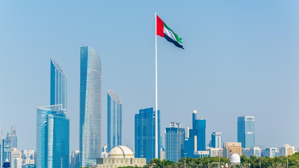 الإمارات ضمن الـ 10 الكبار في 28 مؤشراً بقطاع المالية والضرائب