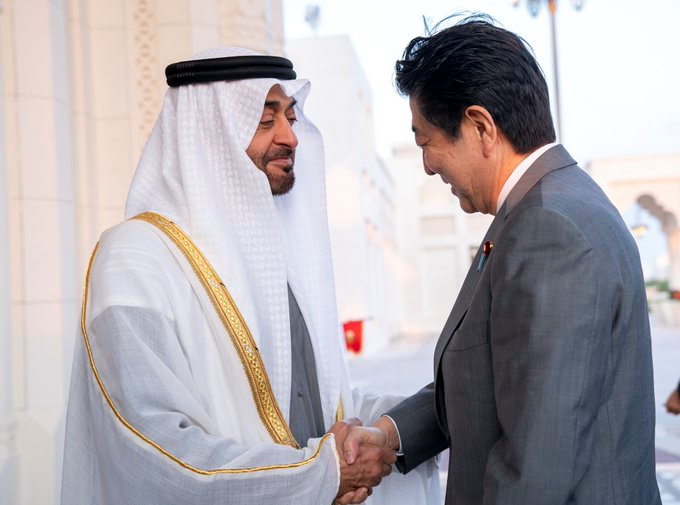 محمد بن زايد: موقف الإمارات ثابت في دعم الاستقرار والسلام وضمان تدفق النفط لليابان والعالم