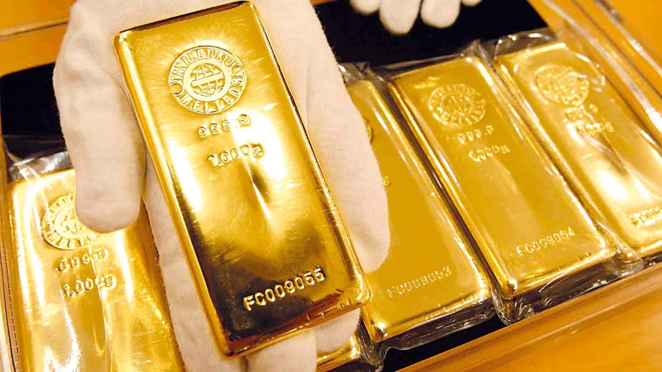 مستهلكون يحققون مكاسب من بيع الذهب